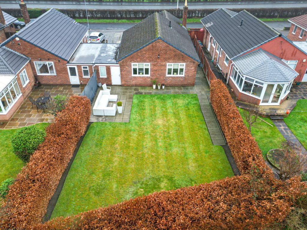 3 bed detached bungalow for sale in Kinloch Way, Ormskirk L39, £300,000