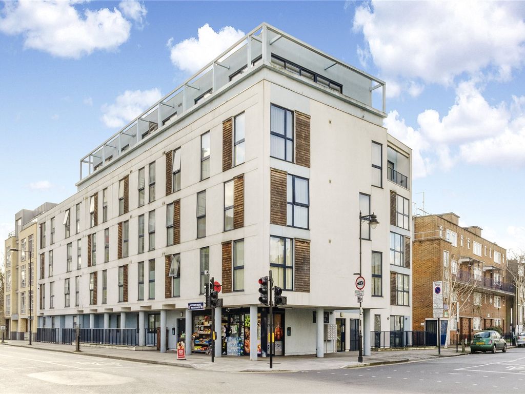 1 bed flat for sale in Downham Road, London N1, £475,000