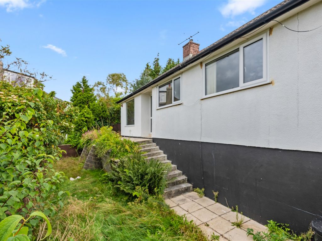 3 bed bungalow for sale in Fosse Road, Kingsbridge TQ7, £200,000