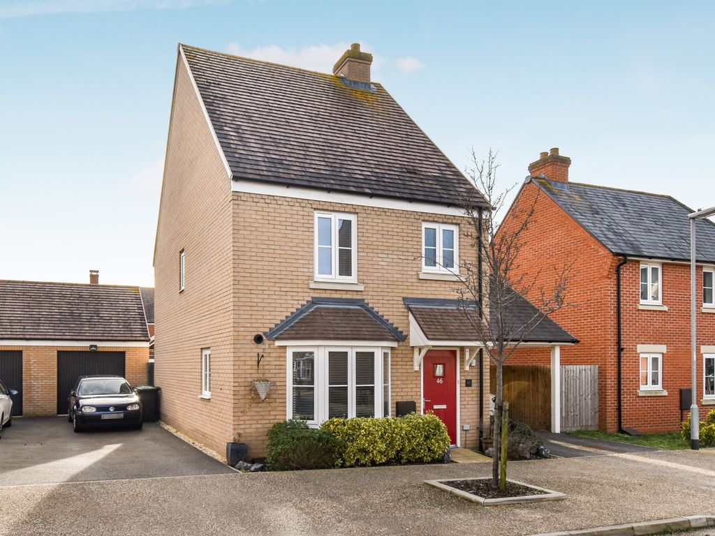 3 bed detached house for sale in Rutherford Way, Biggleswade SG18, £430,000