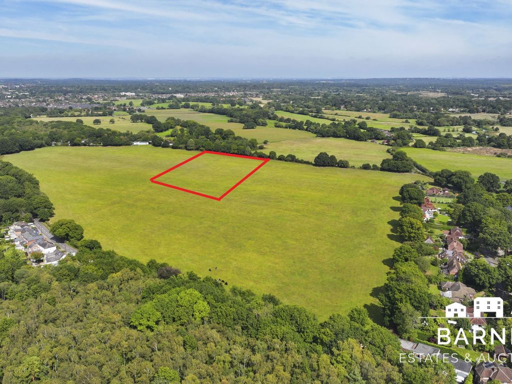 Land for sale in Sutton Green Lane, Guildford GU4, £125,000