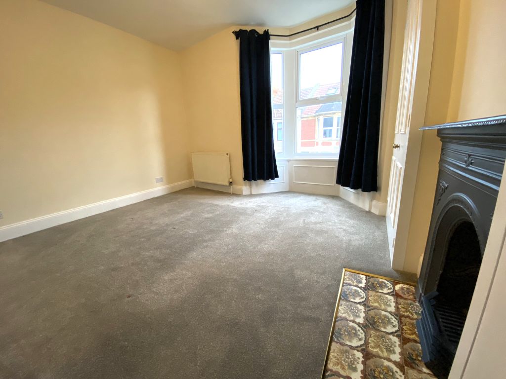 2 bed terraced house to rent in Chessel Street, Bristol BS3, £1,500 pcm
