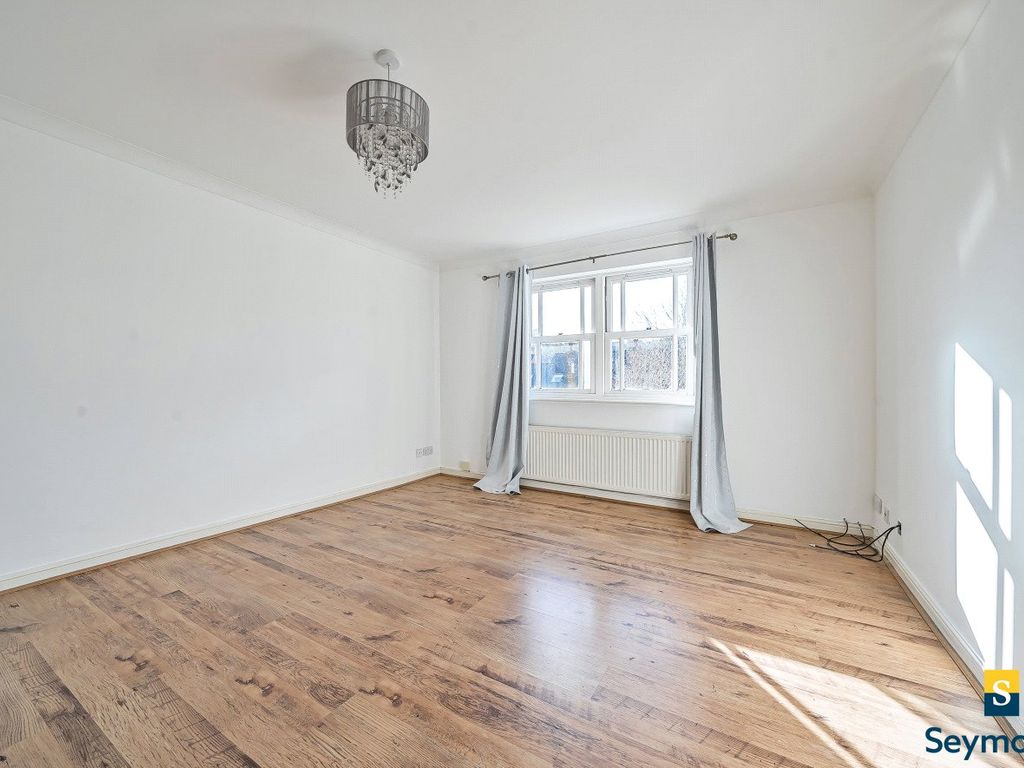 1 bed flat for sale in Guildford, Surrey GU1, £230,000