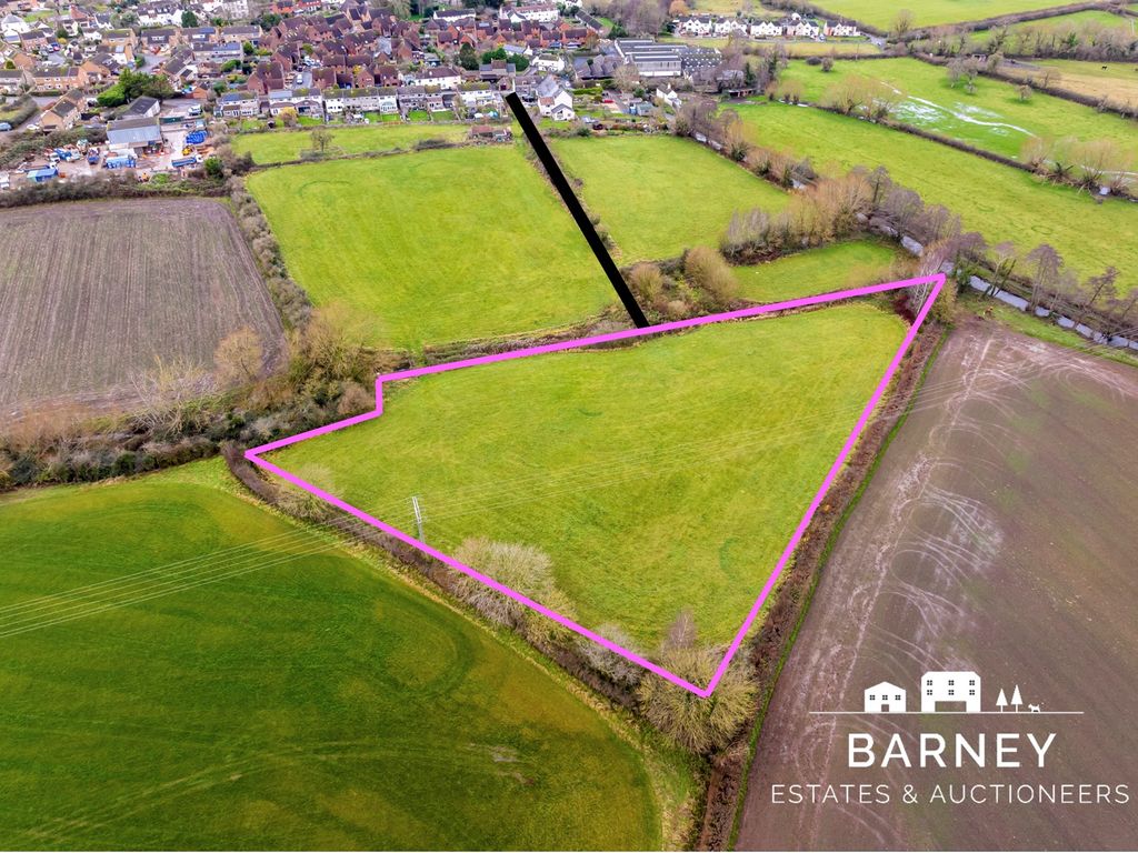 Land for sale in Walk Mill Lane, Wotton-Under-Edge GL12, £100,000