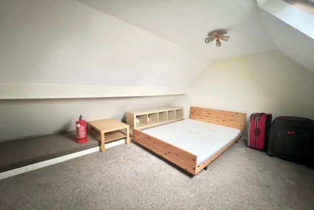 2 bed terraced house to rent in Enderby Square, Nottingham NG9, £1,000 pcm