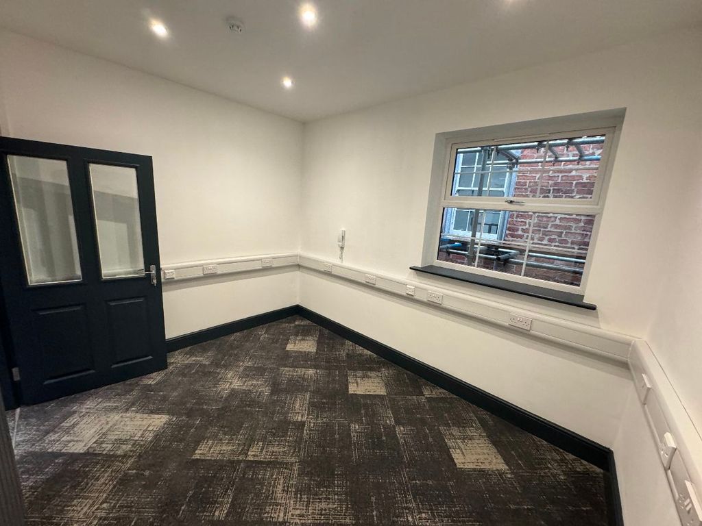 Office to let in Blackwellgate, Darlington DL1, £5,400 pa