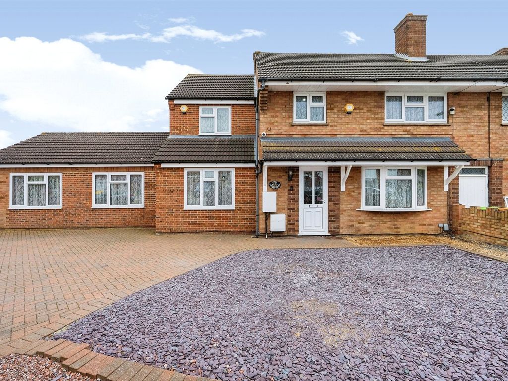 5 bed semi-detached house for sale in St. Marys Road, Wootton, Bedford MK43, £480,000