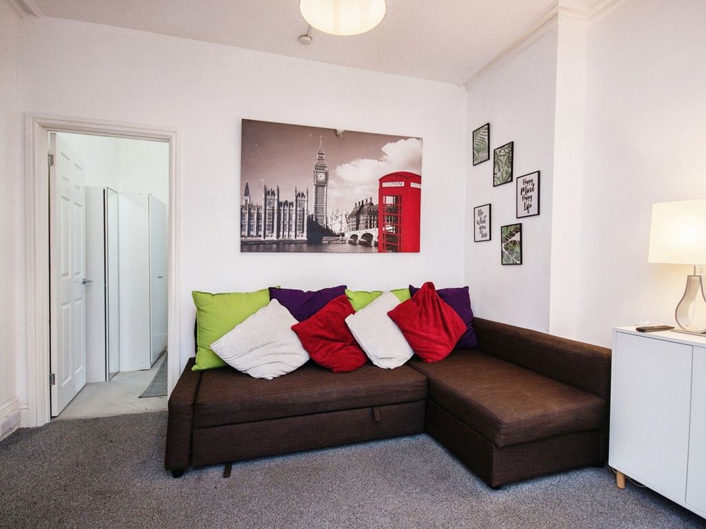 2 bed flat for sale in Purbeck Road, Bournemouth BH2, £210,000