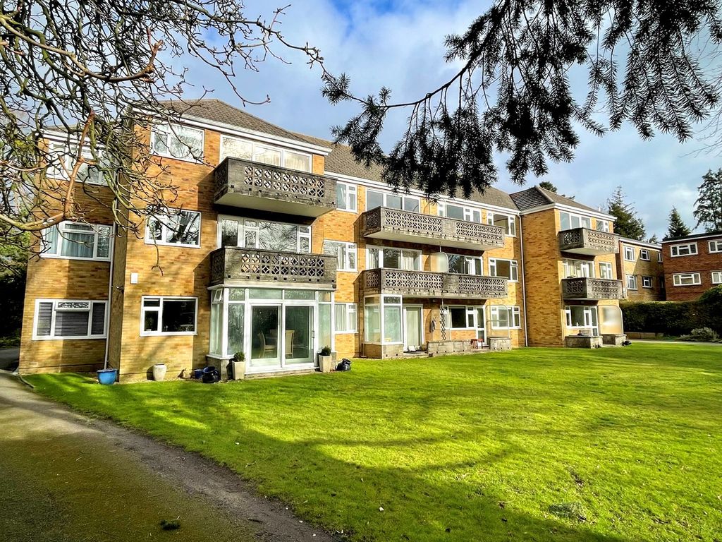 2 bed flat for sale in Rydal House, 22 Portarlington Road, Westbourne, Bournemouth BH4, £320,000