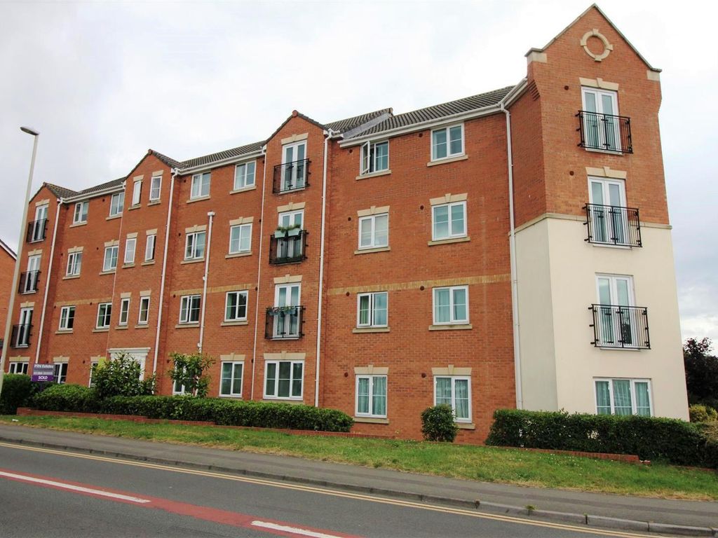 2 bed flat to rent in Moor Street, Brierley Hill DY5, £650 pcm