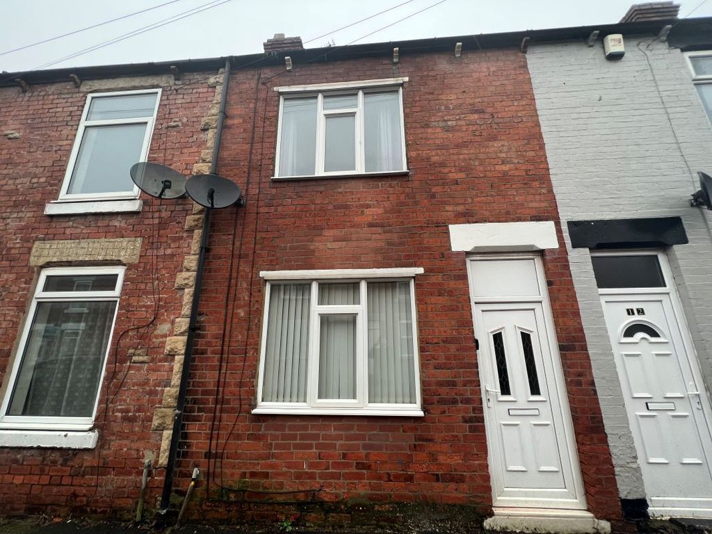 3 bed terraced house for sale in 14 Elizabeth Street Goldthorpe, Rotherham, South Yorkshire S63, £20,000