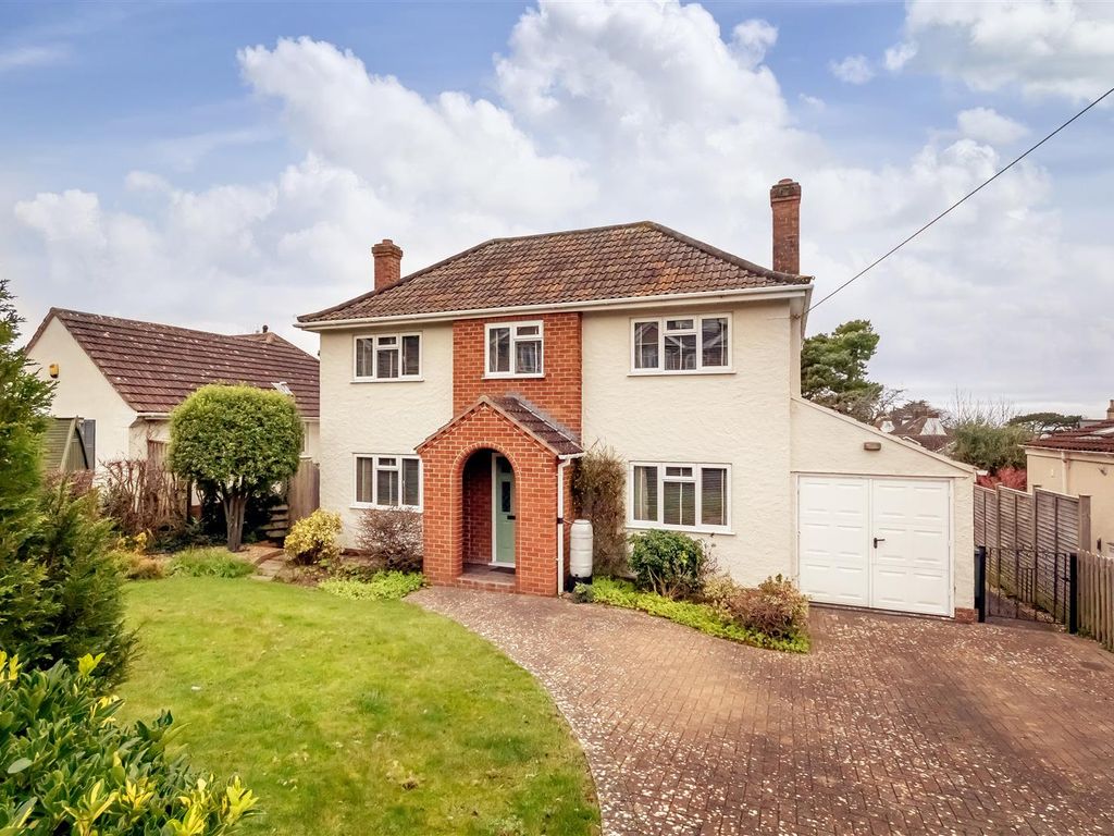 4 bed detached house for sale in Durbin Park Road, Clevedon BS21, £849,950