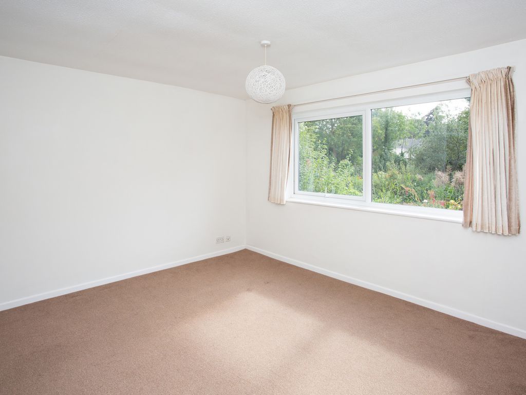 1 bed flat for sale in Lower Luton Road, Harpenden, Hertfordshire AL5, £230,000