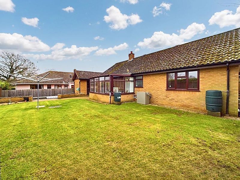 3 bed bungalow for sale in The Green, Beyton, Bury St. Edmunds IP30, £375,000