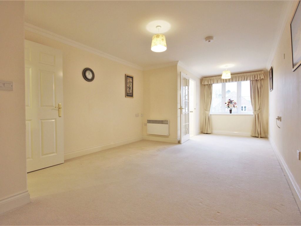 1 bed flat for sale in Mill Street, Wantage, Oxfordshire OX12, £180,000
