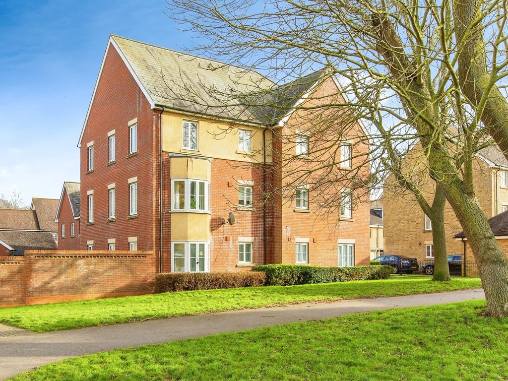 2 bed flat for sale in Jubilee Green, Papworth Everard, Cambridge CB23, £170,000