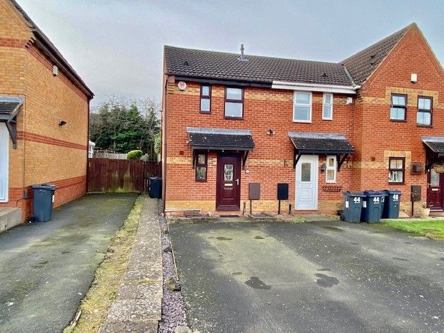 1 bed end terrace house for sale in Knowle Close, Birmingham B45, £165,000