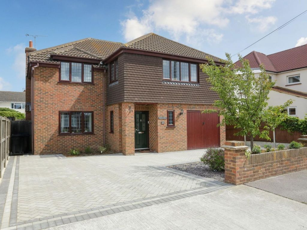 4 bed detached house for sale in Haven Drive, Bishopstone CT6, £650,000