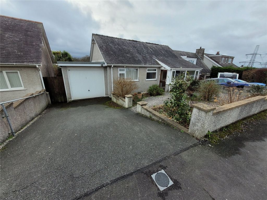 3 bed detached house for sale in Bryn Eglwys, Penisarwaun, Caernarfon, Gwynedd LL55, £240,000