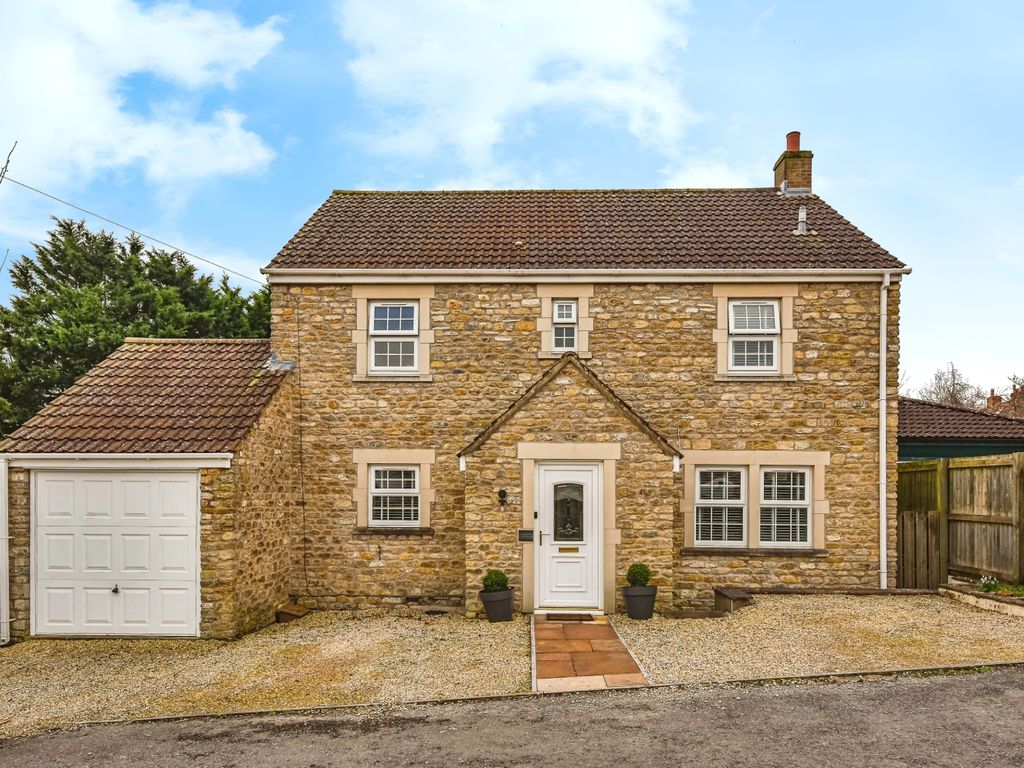 4 bed detached house for sale in New Buildings, Frome BA11, £600,000