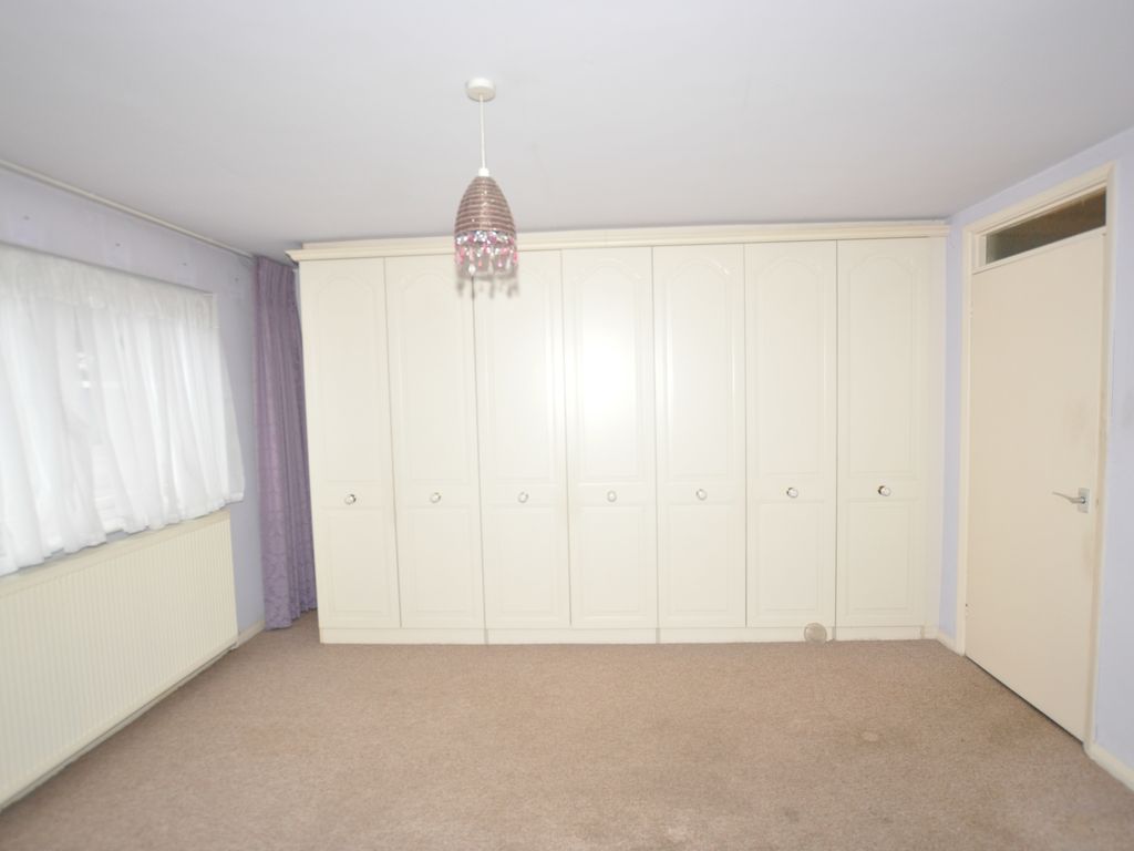 1 bed flat for sale in September Way, Stanmore HA7, £259,950