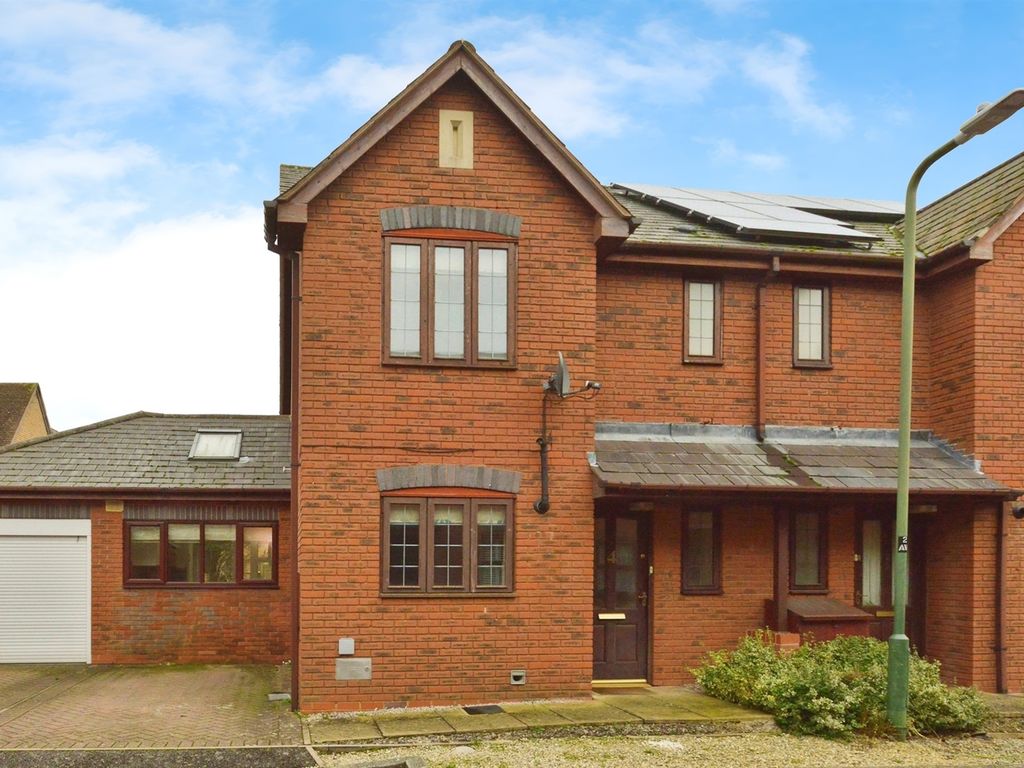 3 bed semi-detached house for sale in Amberley Walk, Kingsmead, Milton Keynes MK4, £300,000