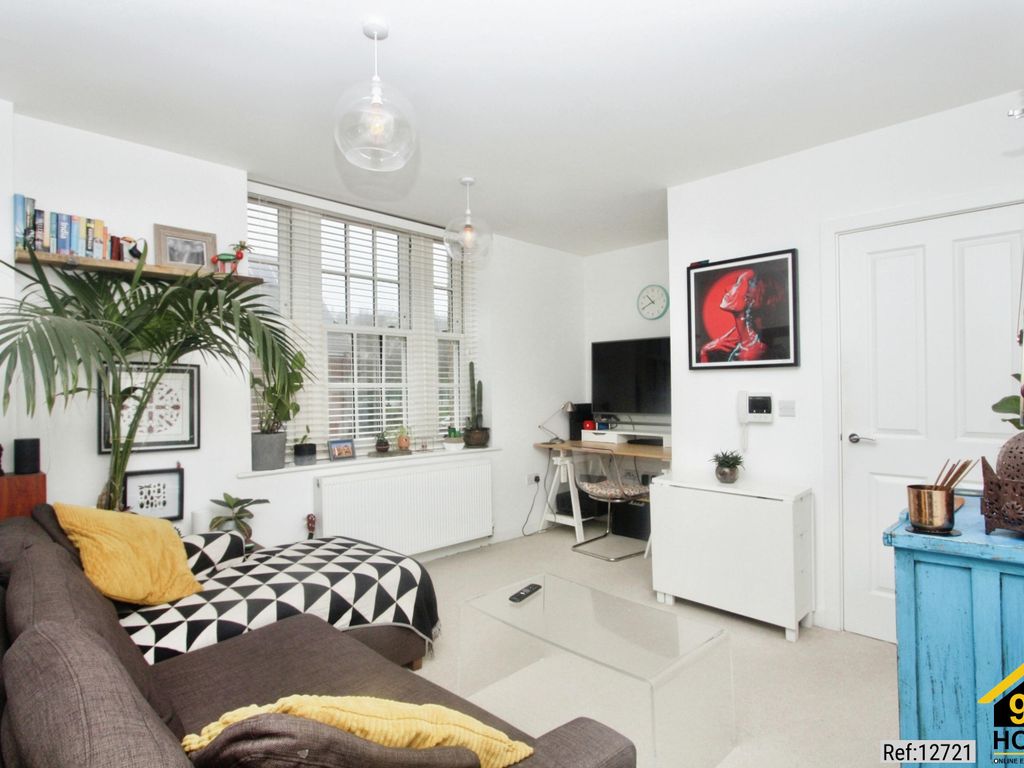 1 bed flat for sale in Villa Maria, Manor Road, Brighton BN2, £66,250