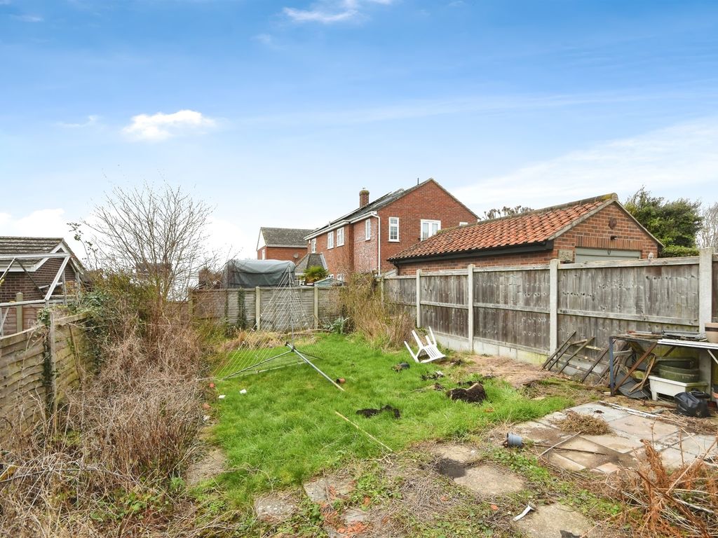 1 bed end terrace house for sale in Chappel Road, Great Tey, Colchester CO6, £215,000