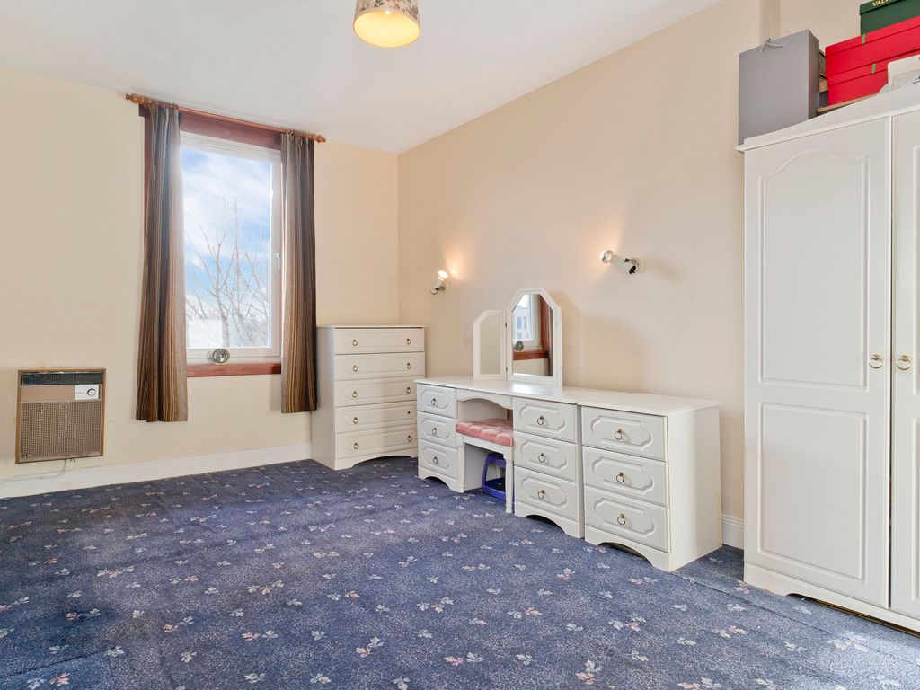 2 bed flat for sale in 5/4 Bonnington Avenue, Bonnington EH6, £195,000