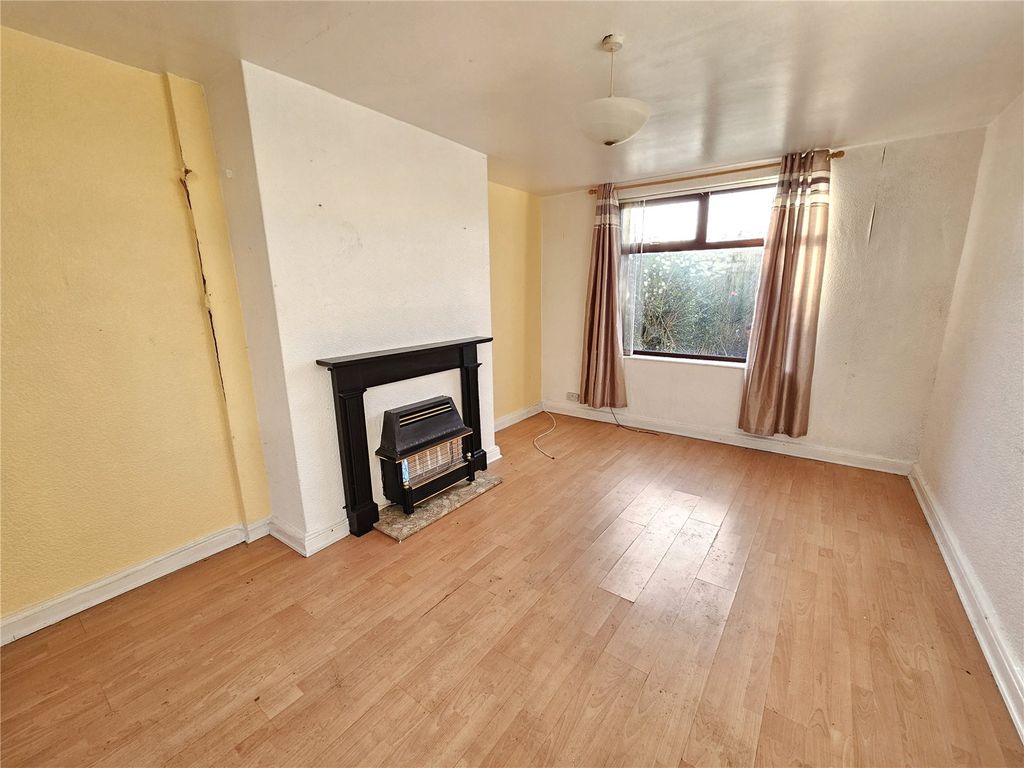 2 bed terraced house for sale in Blackburn, Lancashire BB2, £79,995