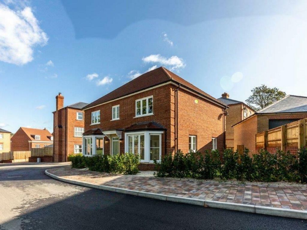 4 bed detached house for sale in Repton, London EN4, £1,845,000