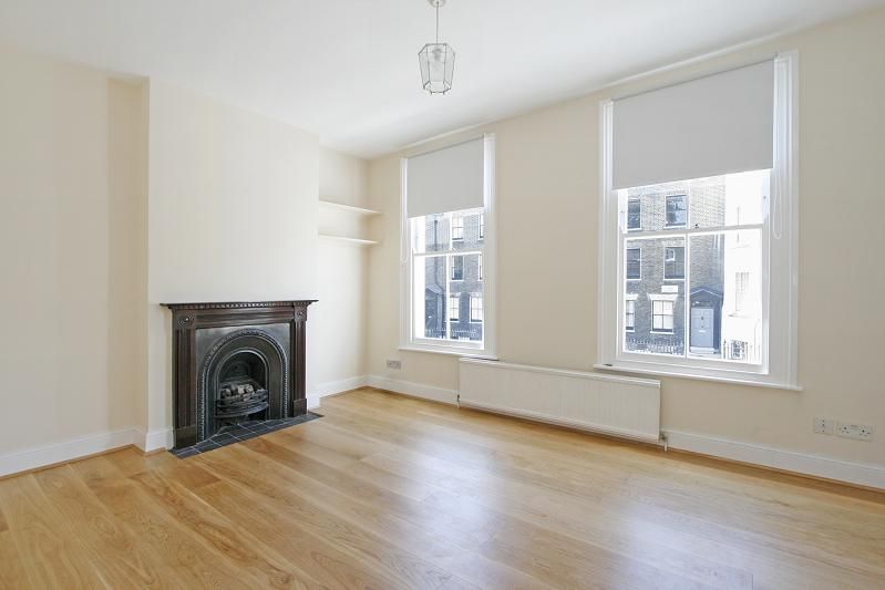 2 bed flat to rent in Cross Street, Islington N1, £3,100 pcm