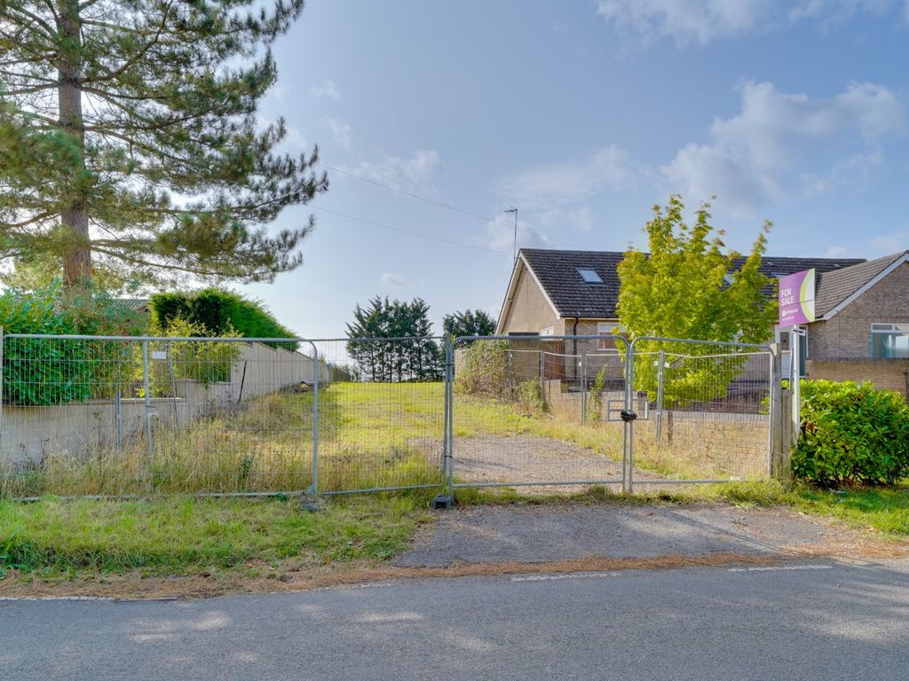 Land for sale in Great Raveley, Huntingdon, Cambridgeshire PE28, £200,000