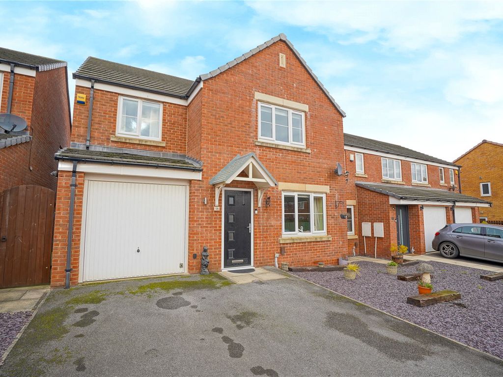 4 bed detached house for sale in Harvest Avenue, Thurcroft, Rotherham, South Yorkshire S66, £275,000