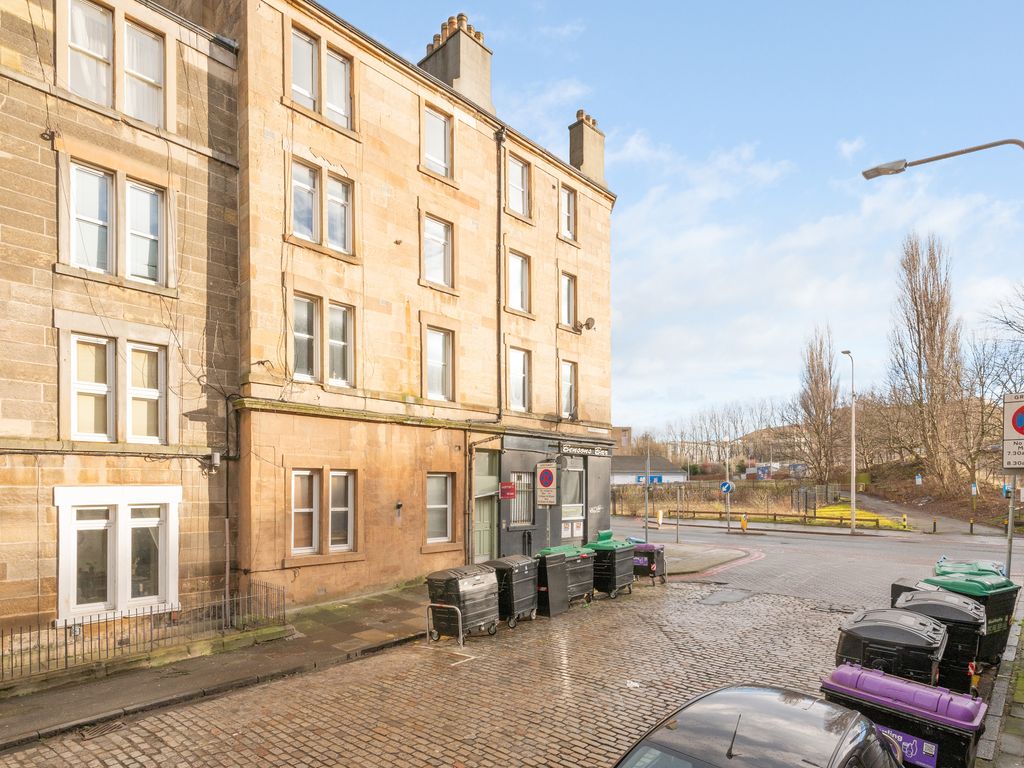1 bed flat for sale in 2F3, 1 Downfield Place, Dalry EH11, £150,000