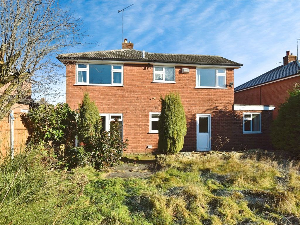 4 bed detached house for sale in The Paddock, Tarporley, Cheshire CW6, £400,000