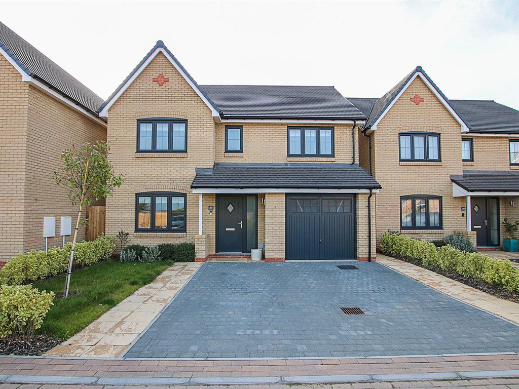 4 bed detached house for sale in King James Close, Fordham, Ely CB7, £475,000