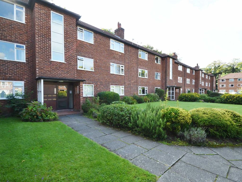 2 bed flat to rent in Woodlawn Court, Manchester M16, £850 pcm
