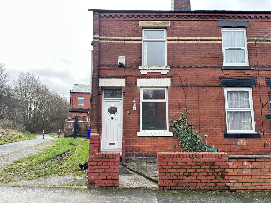 3 bed terraced house to rent in Hollybush Street, Manchester M18, £1,250 pcm