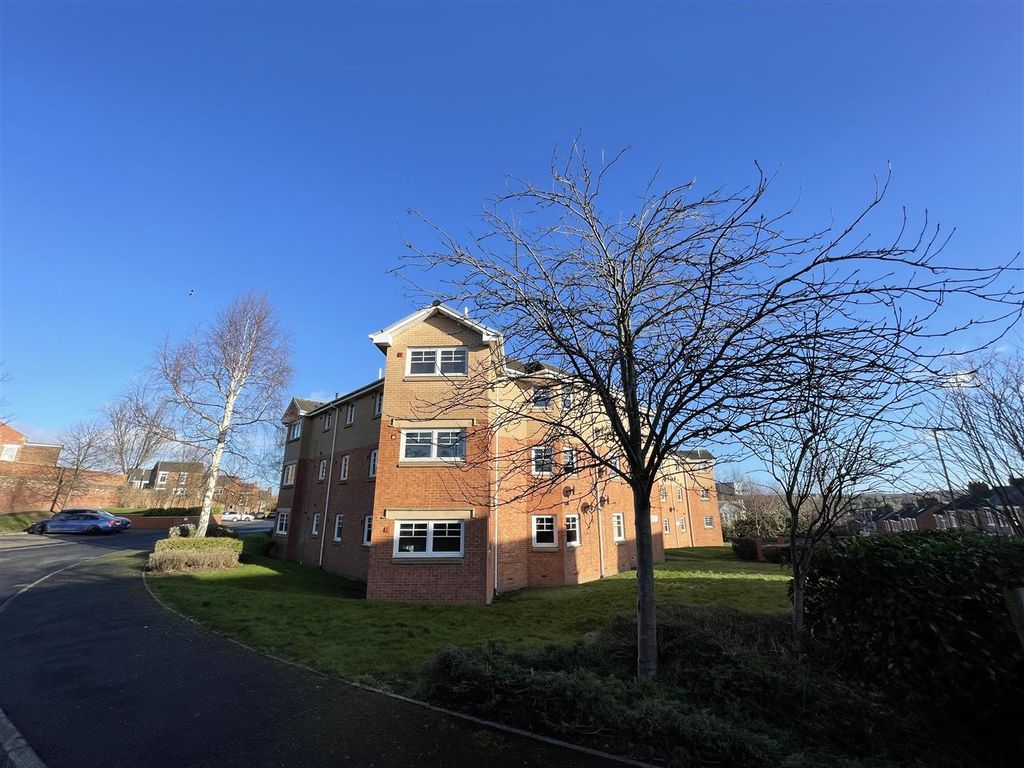 2 bed flat for sale in Robertson Court, Chester Le Street DH3, £89,950