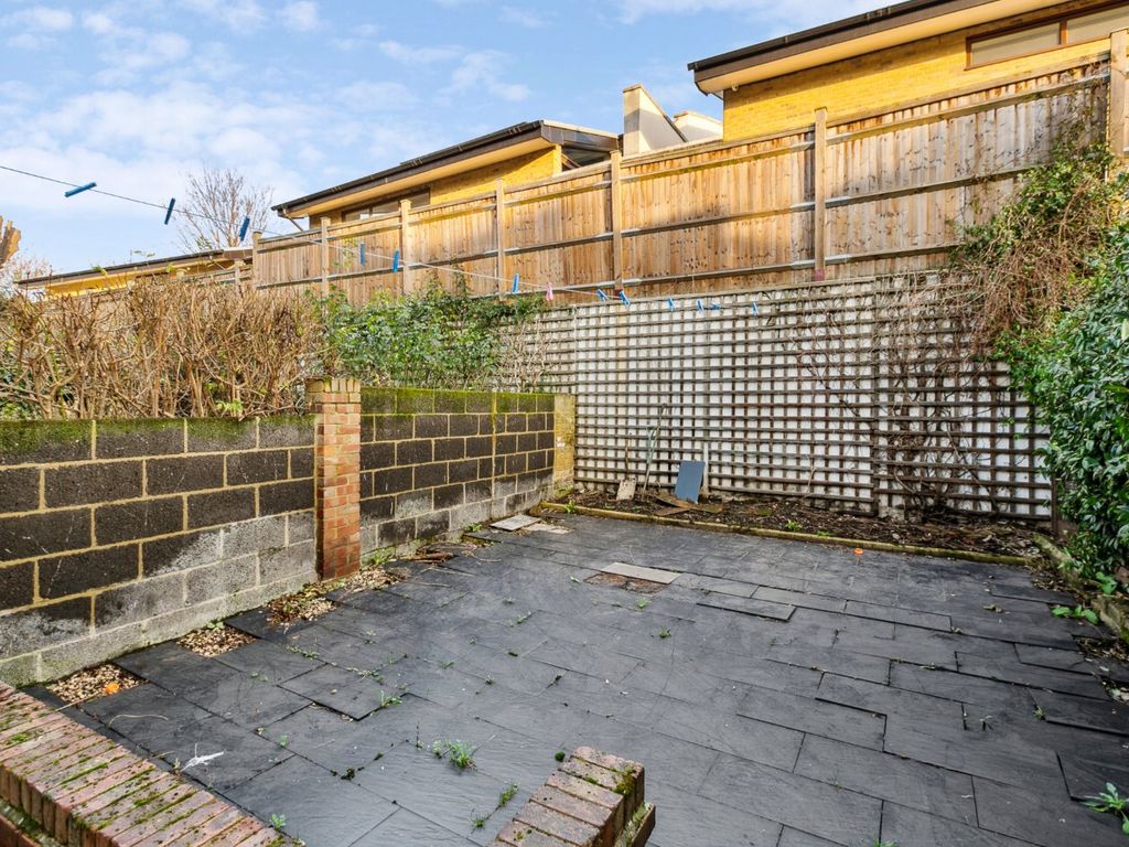 3 bed terraced house for sale in Rowena Crescent, London SW11, £850,000