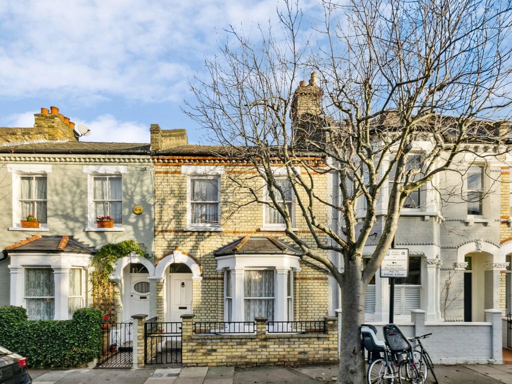 3 bed terraced house for sale in Rowena Crescent, London SW11, £850,000