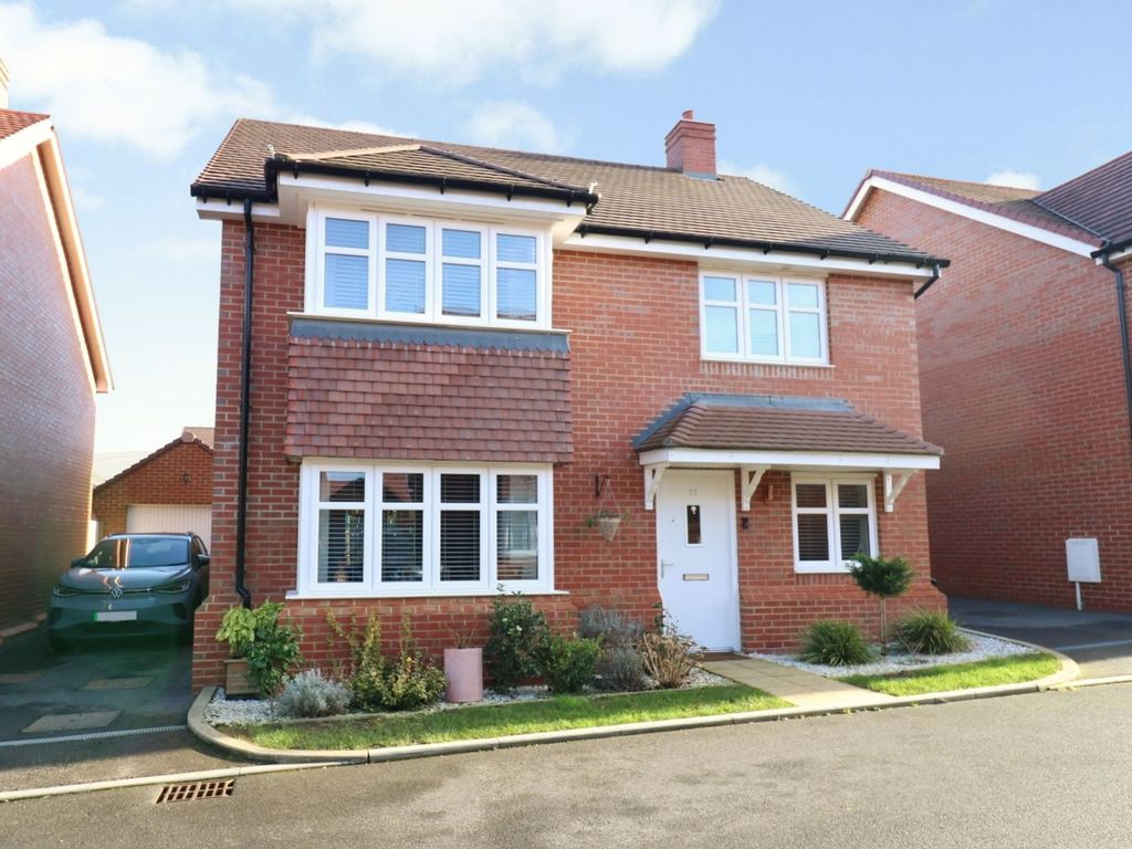 4 bed detached house for sale in Appleby Drive, Botley SO32, £535,000