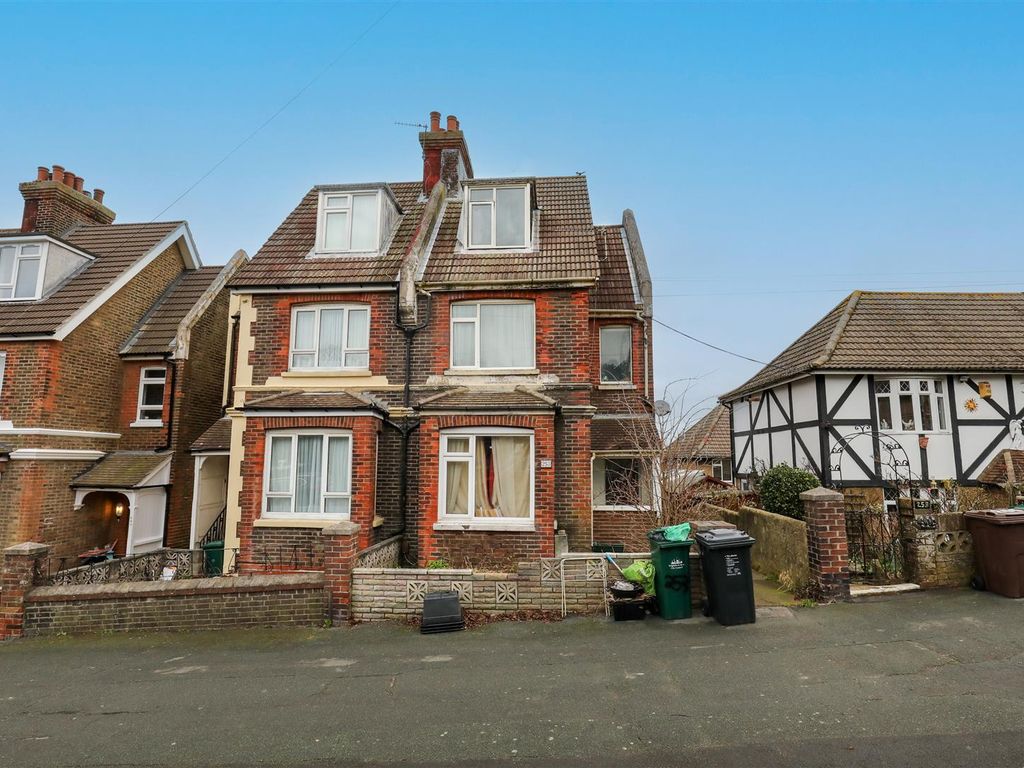 4 bed property for sale in Elm Grove, Brighton BN2, £375,000