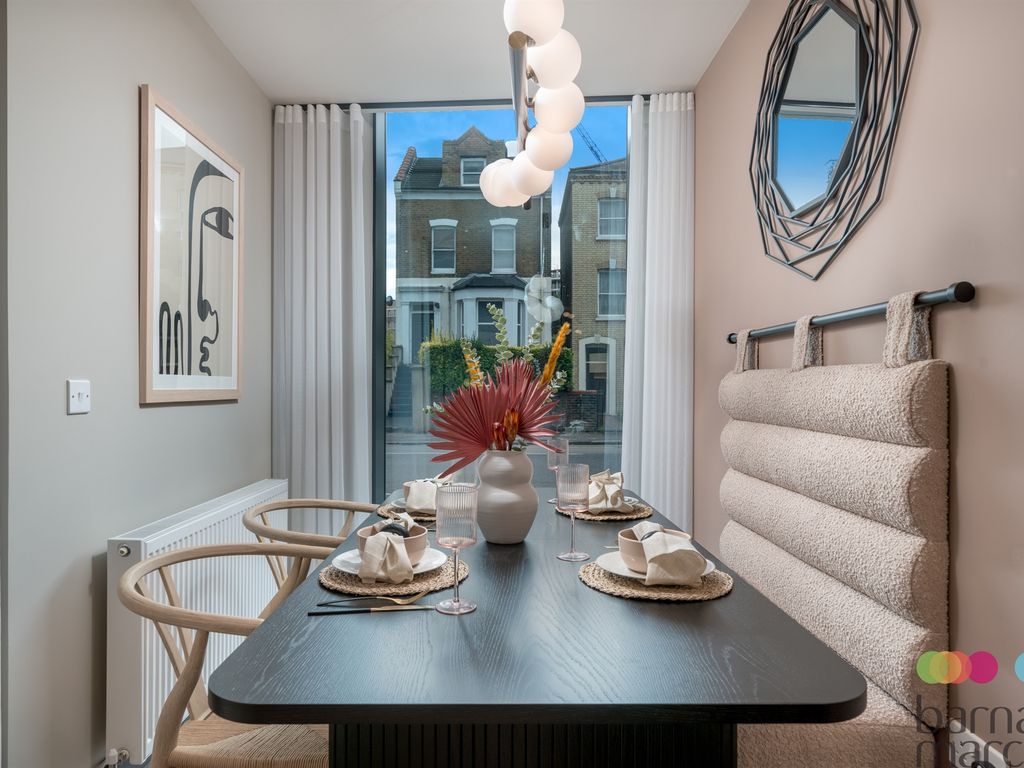 New home, 2 bed flat for sale in Caxton Road, London N22, £500,000