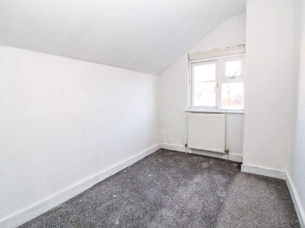 3 bed terraced house for sale in Battison Street, Bedford MK40, £200,000