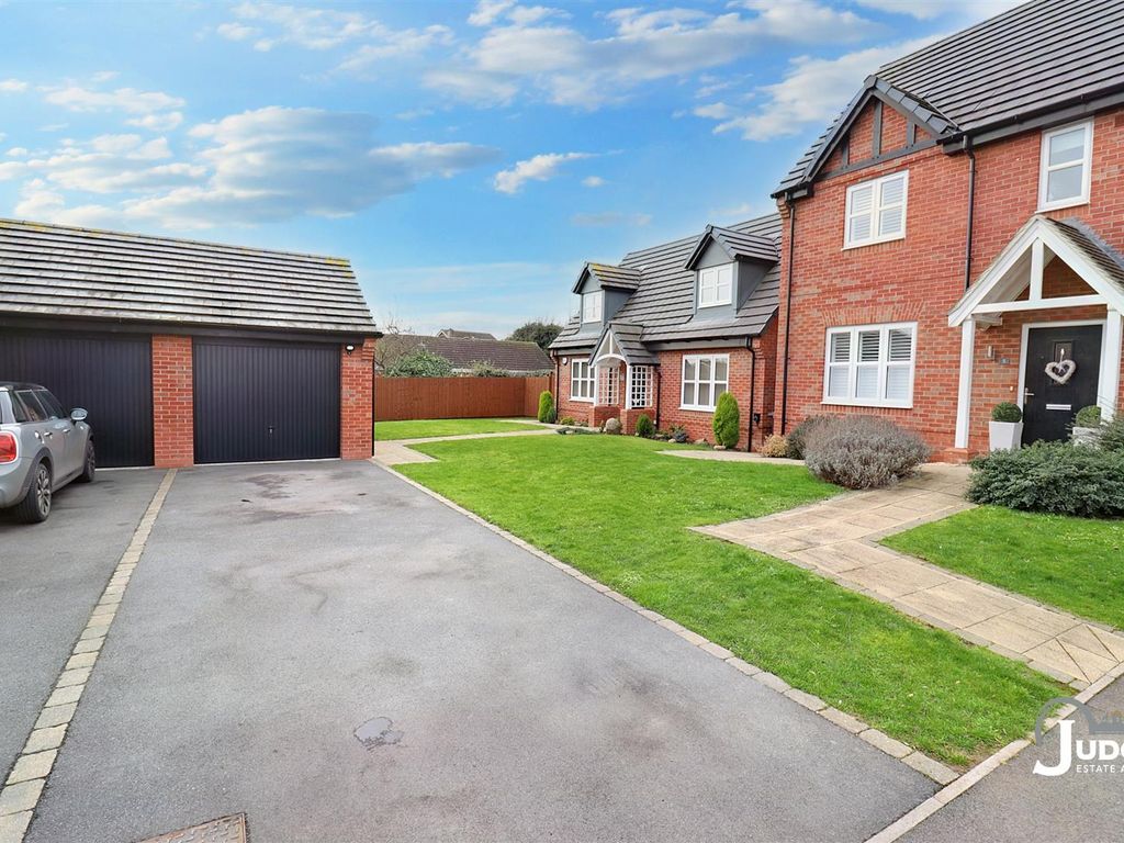 2 bed detached bungalow for sale in Airborne Avenue, Anstey, Leicester LE7, £379,950