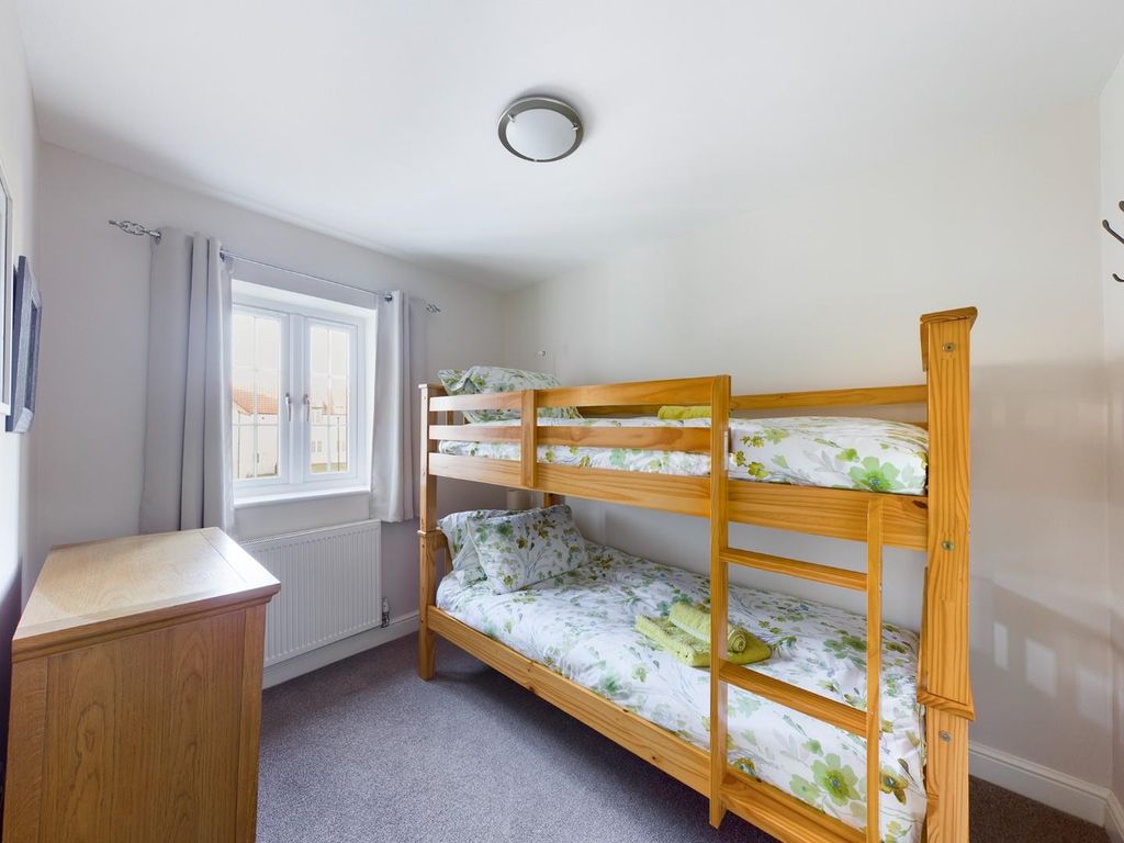 3 bed end terrace house for sale in Easton, Bridlington YO16, £150,000