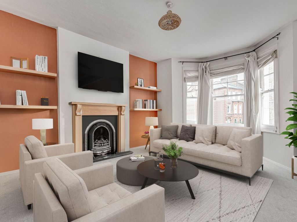 2 bed end terrace house for sale in Cato Road, Clapham North SW4, £625,000