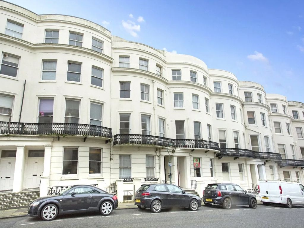 1 bed flat to rent in Lansdowne Place, Hove BN3, £1,200 pcm